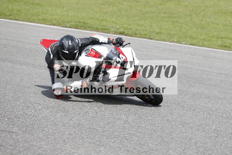 /Archiv-2024/29 12.06.2024 MOTO.CH Track Day ADR/Gruppe rot/114